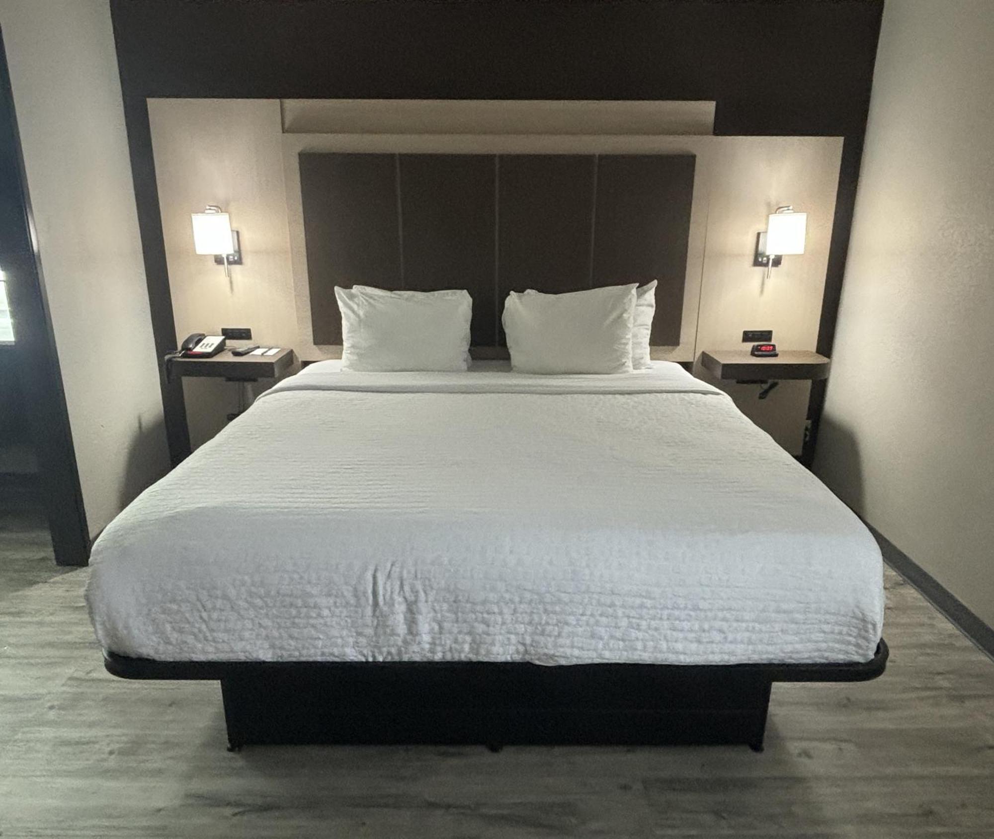 Quality Inn & Suites At Airport Blvd I-65 Mobile Exteriér fotografie