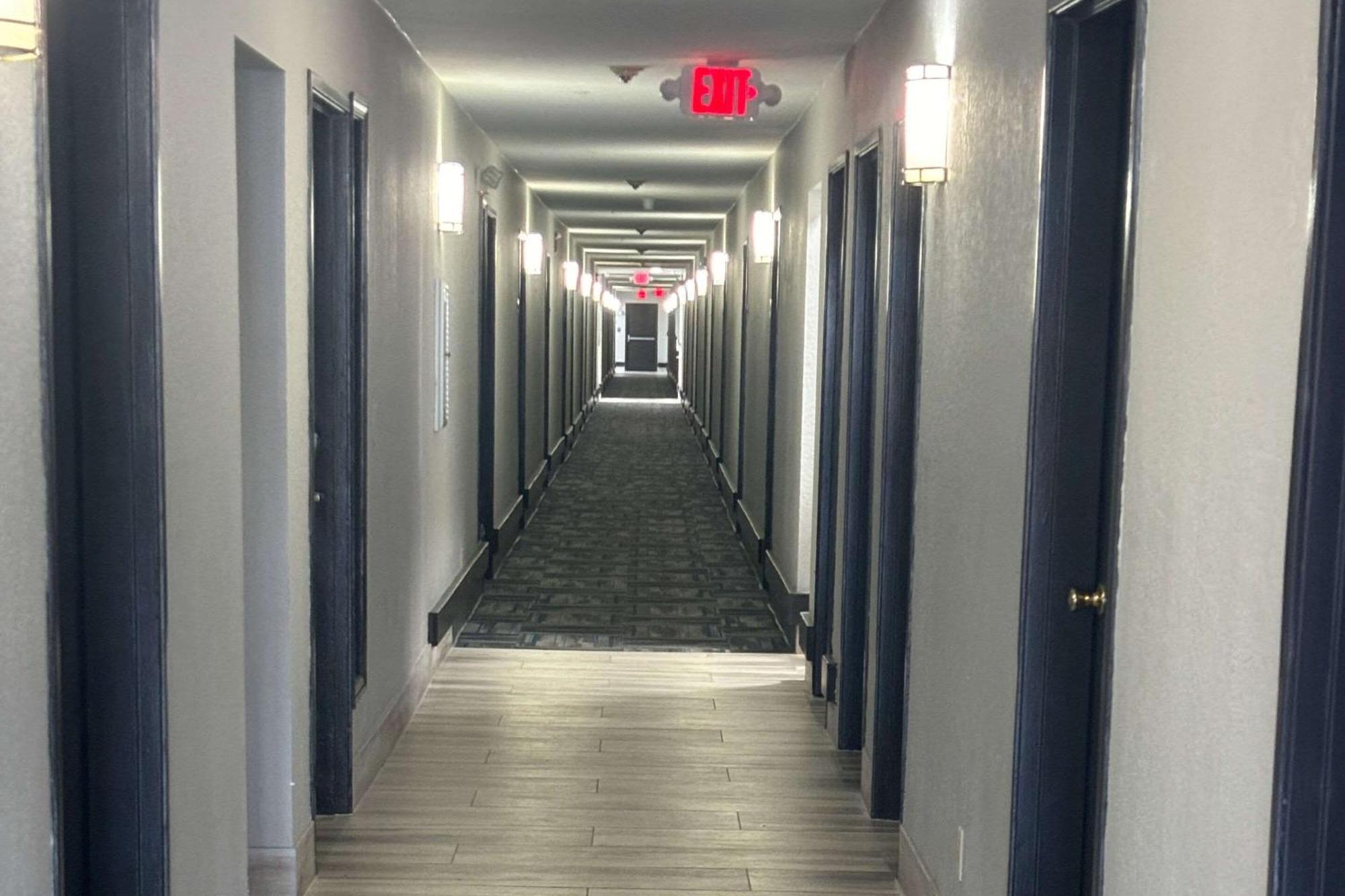 Quality Inn & Suites At Airport Blvd I-65 Mobile Exteriér fotografie