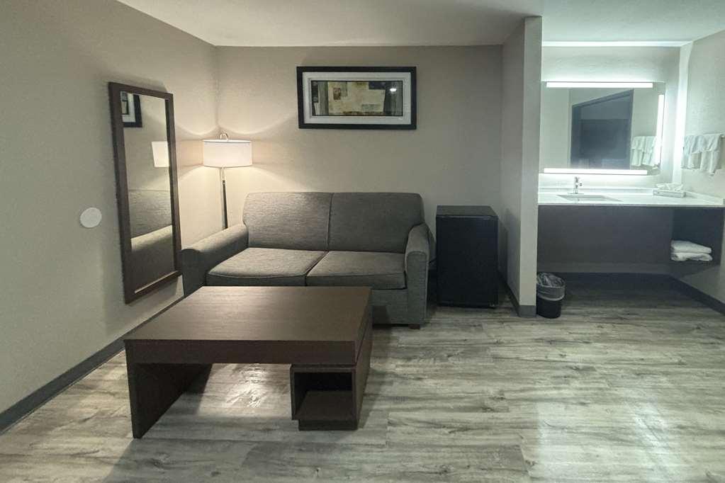Quality Inn & Suites At Airport Blvd I-65 Mobile Pokoj fotografie